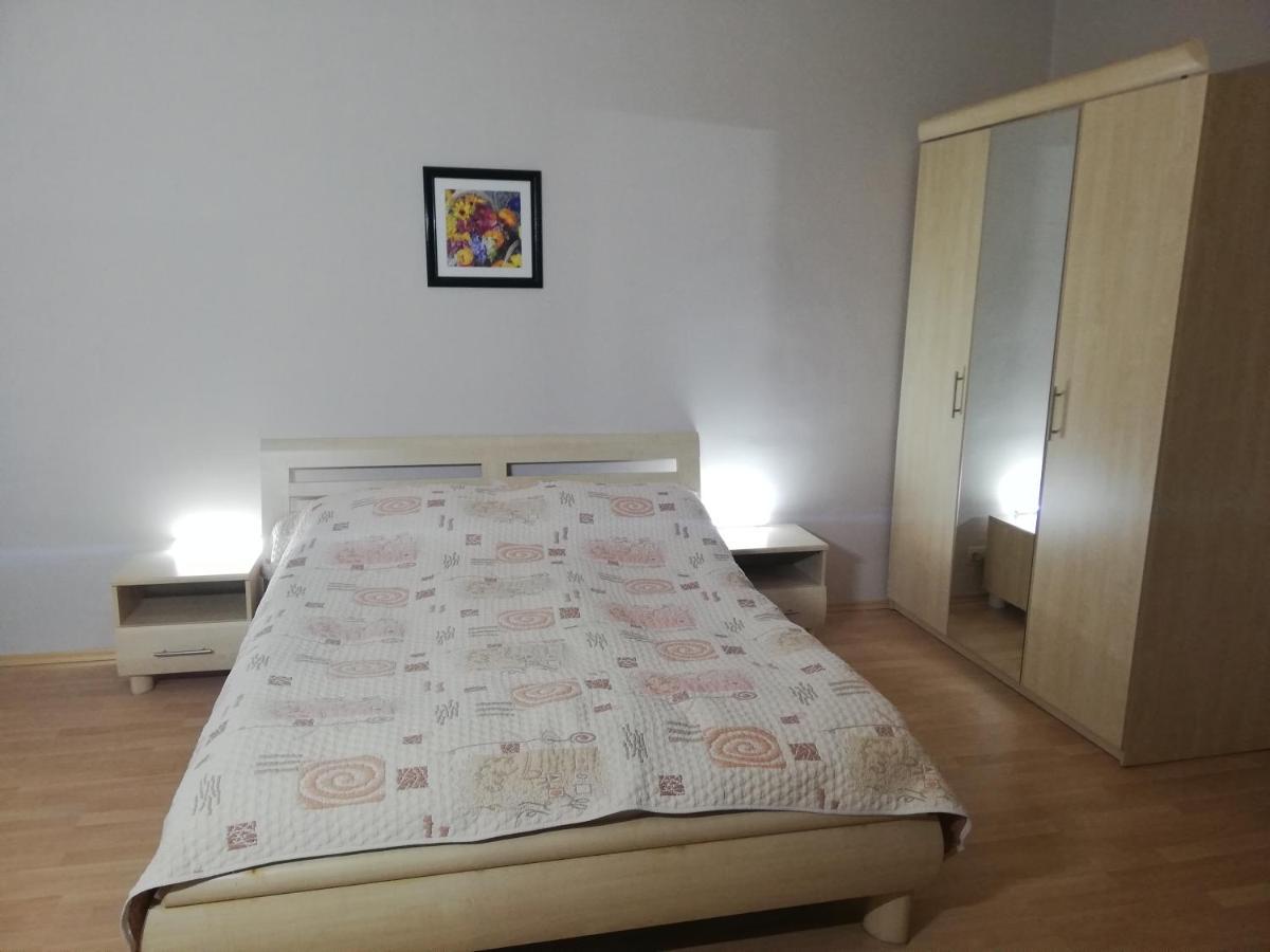 Apart Hotel Central Ράζγκραντ Εξωτερικό φωτογραφία