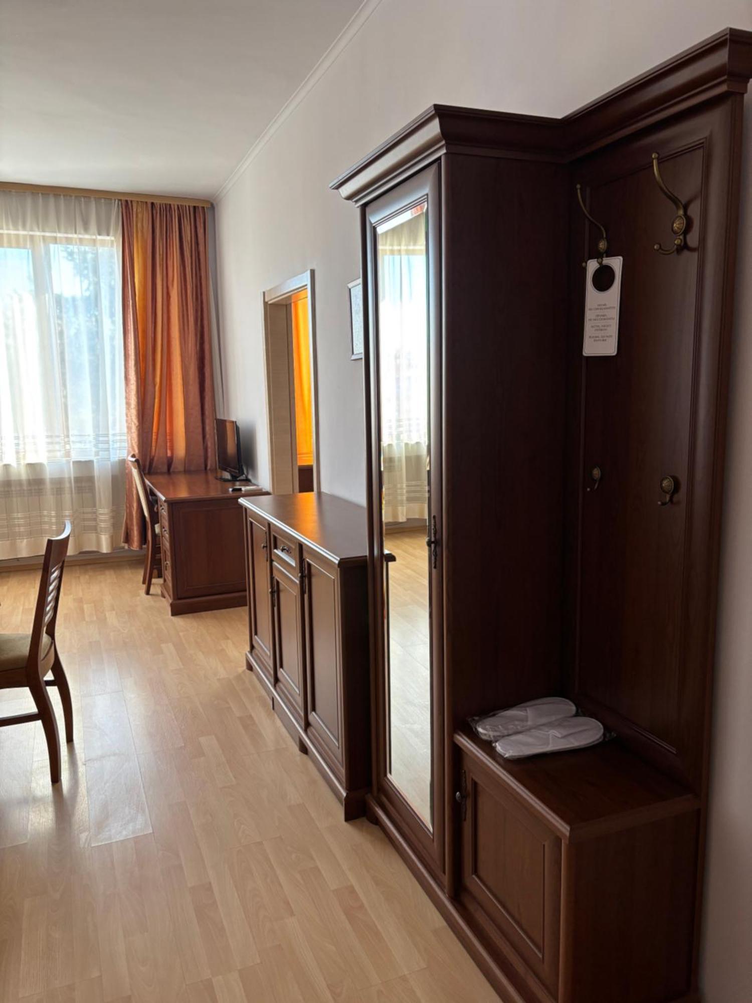 Apart Hotel Central Ράζγκραντ Εξωτερικό φωτογραφία