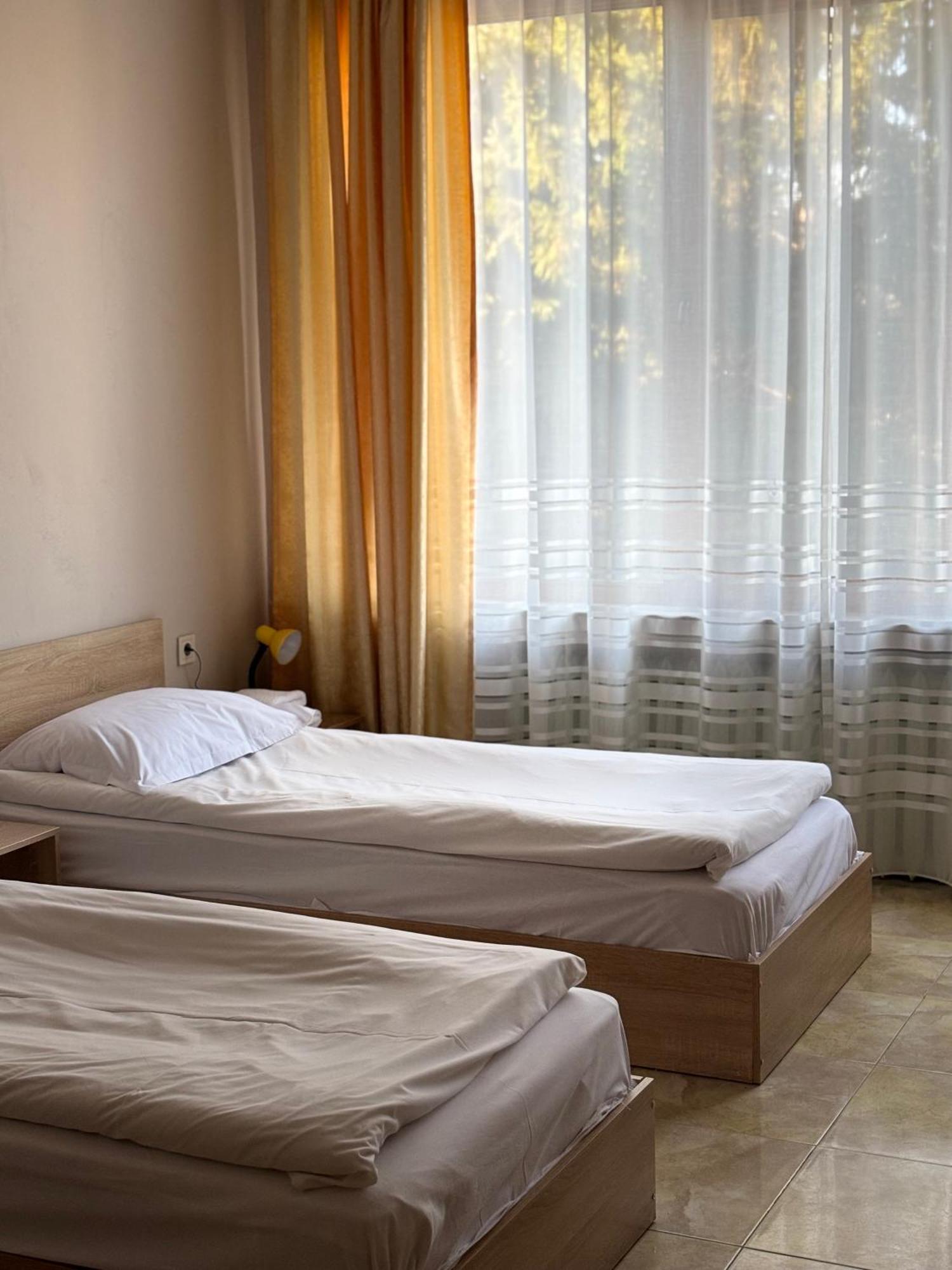 Apart Hotel Central Ράζγκραντ Εξωτερικό φωτογραφία